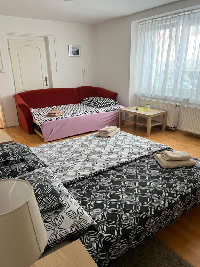 Apartmán Celý dům v historickém centru Loun Louny Exteriér fotografie